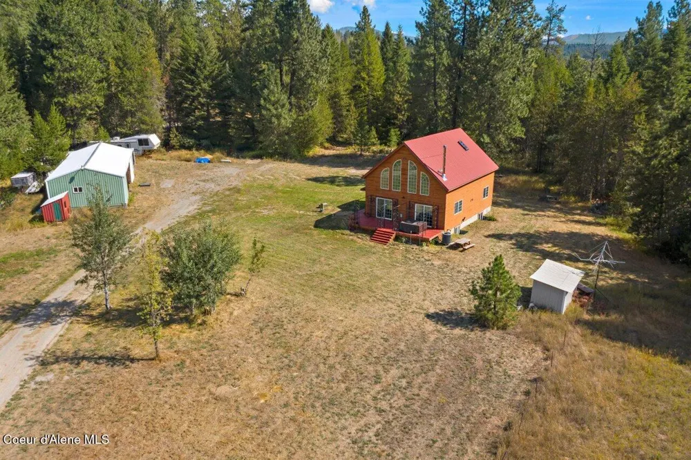 95 Twin Rivers Road Athol, ID 83801