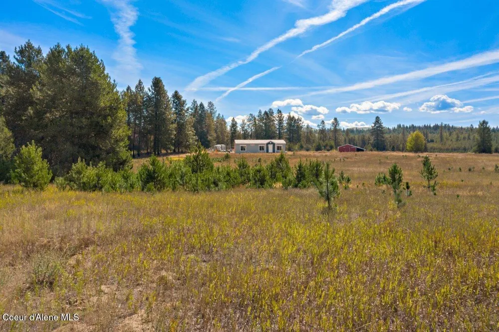 95 Twin Rivers Road Athol, ID 83801