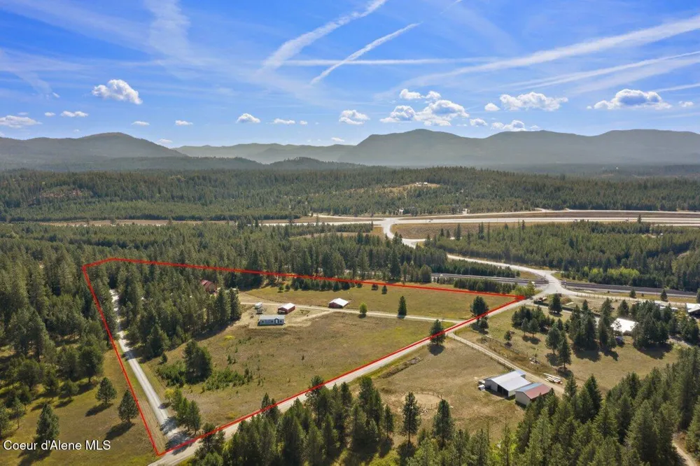 95 Twin Rivers Road Athol, ID 83801