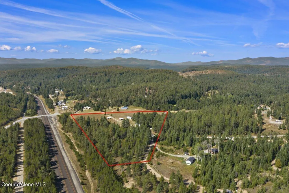 95 Twin Rivers Road Athol, ID 83801