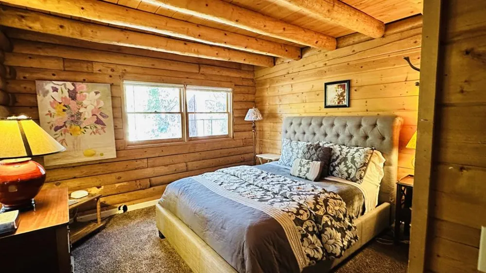 53341 Sherman Drive Idyllwild, CA 92549