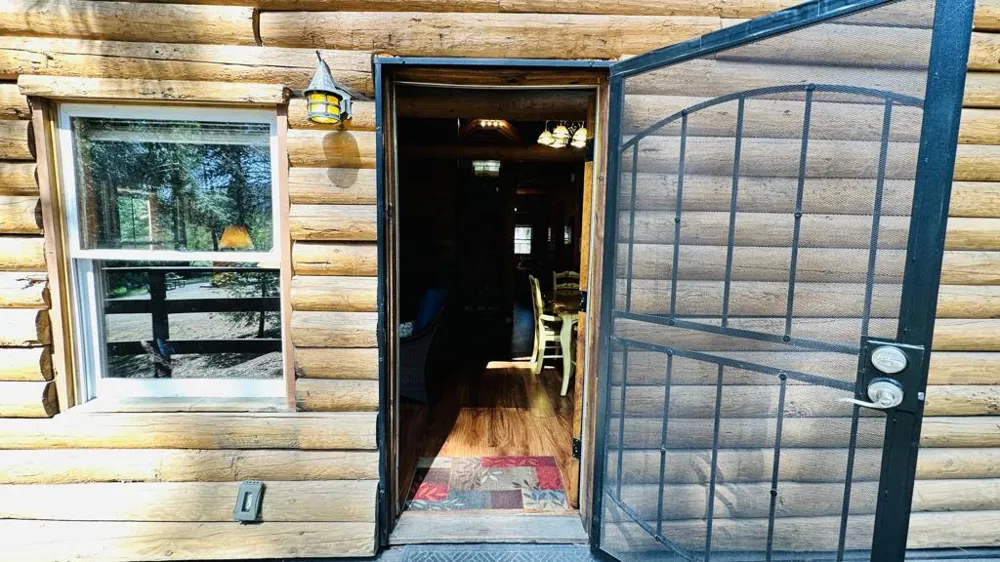 53341 Sherman Drive Idyllwild, CA 92549