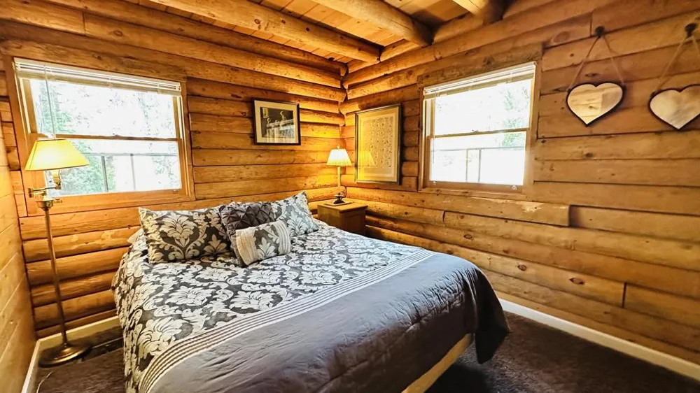 53341 Sherman Drive Idyllwild, CA 92549