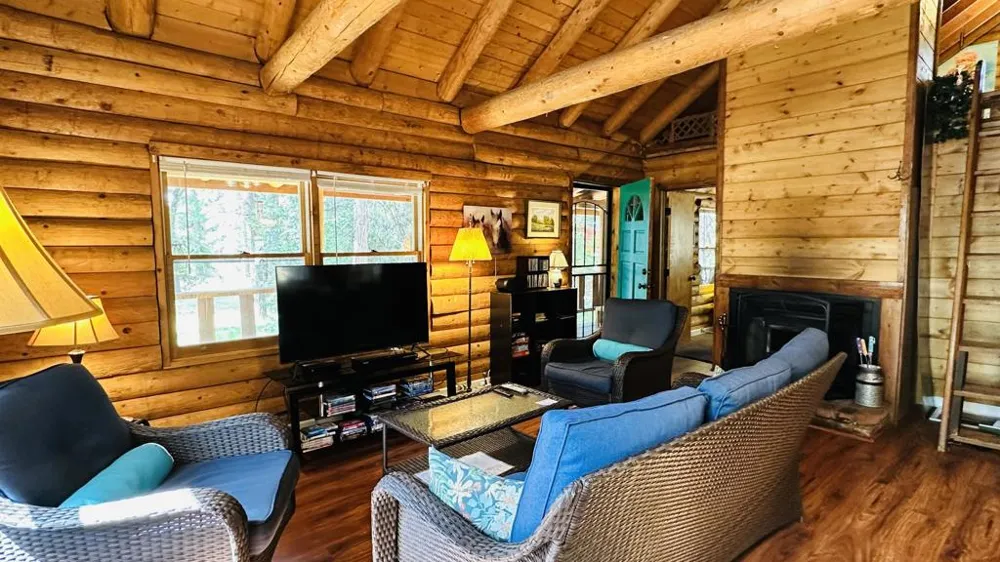 53341 Sherman Drive Idyllwild, CA 92549