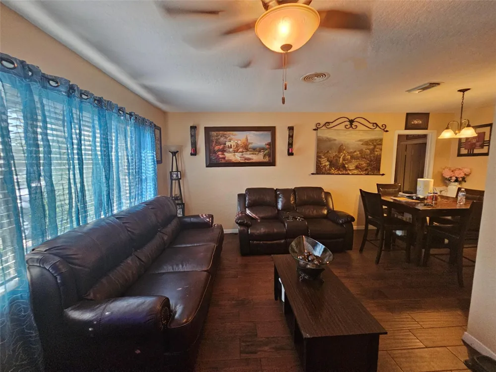 213 Linda Street Deer Park, TX 77536