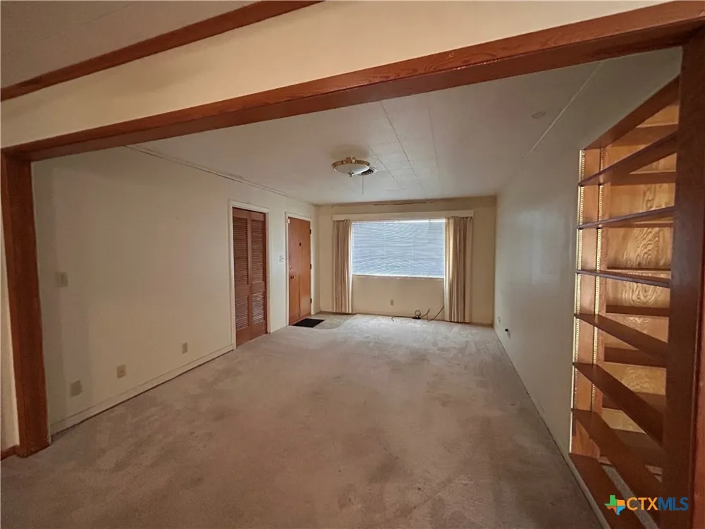 614 Apollo Drive Edna, TX 77957