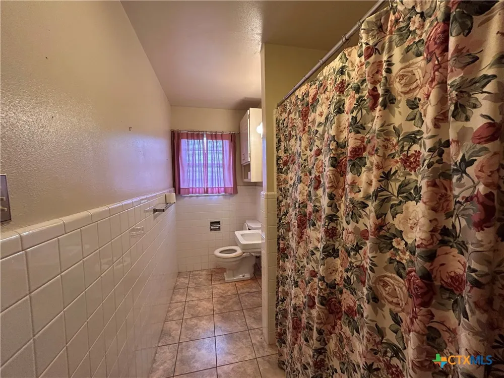 614 Apollo Drive Edna, TX 77957