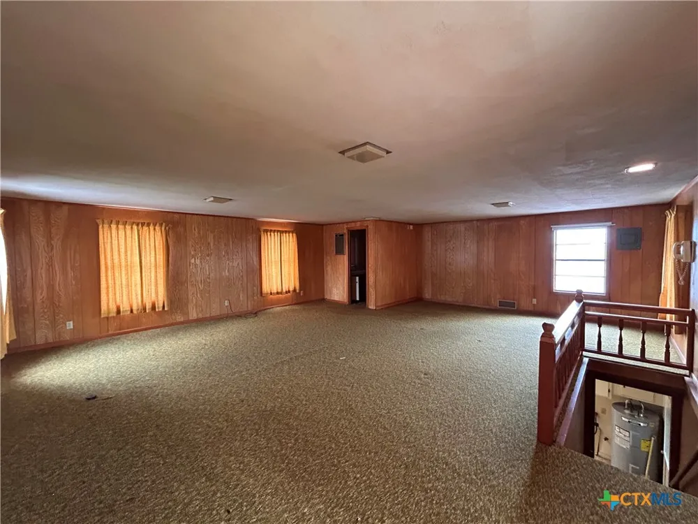 614 Apollo Drive Edna, TX 77957