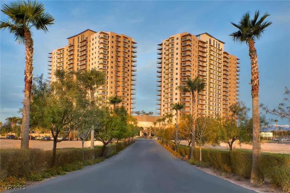 8255 LAS VEGAS BOULEVARD #1816 Las Vegas, NV 89123