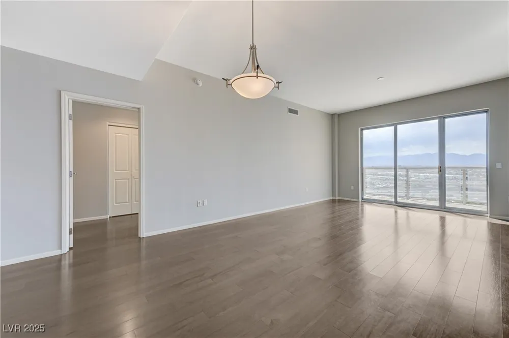 8255 LAS VEGAS BOULEVARD #1816 Las Vegas, NV 89123