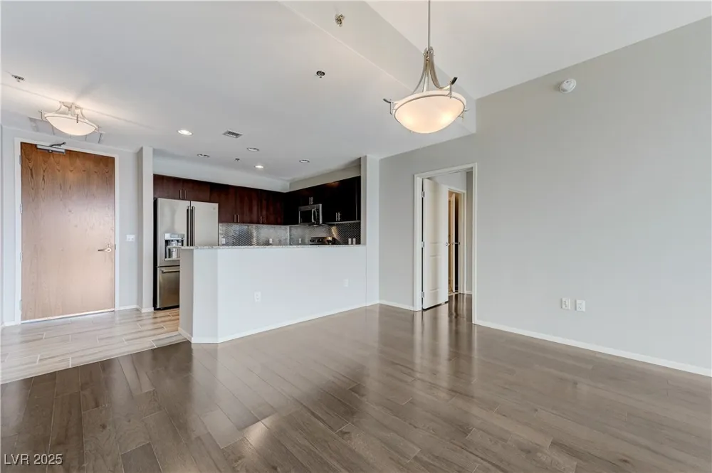 8255 LAS VEGAS BOULEVARD #1816 Las Vegas, NV 89123