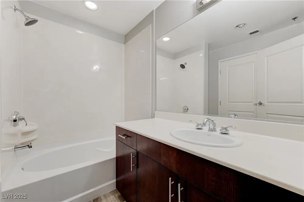 8255 LAS VEGAS BOULEVARD #1816 Las Vegas, NV 89123