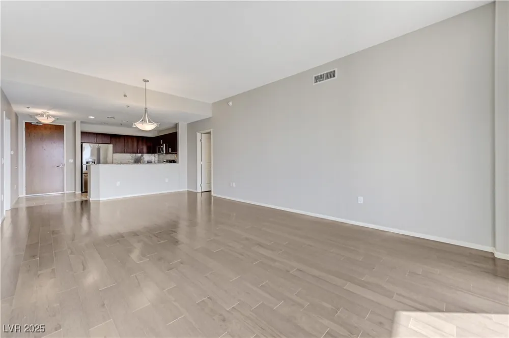 8255 LAS VEGAS BOULEVARD #1816 Las Vegas, NV 89123