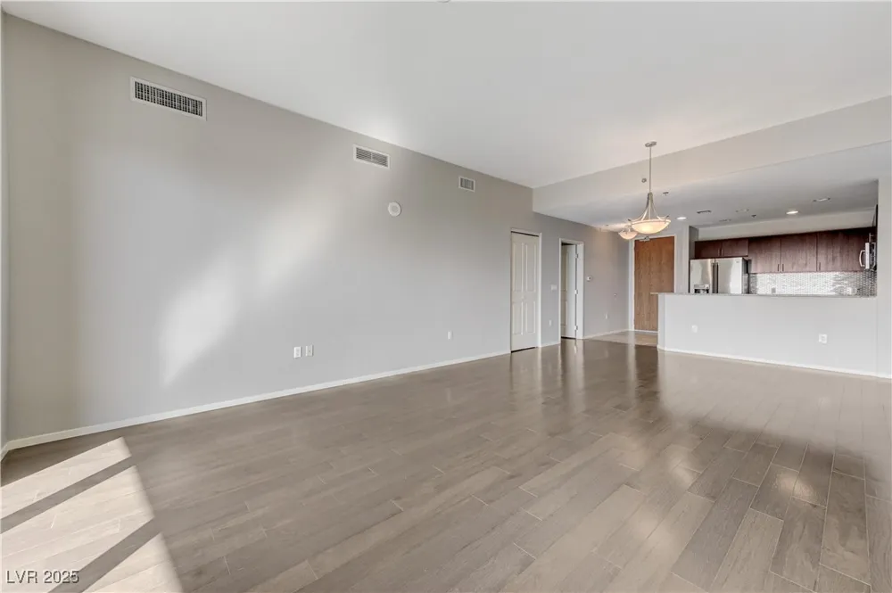 8255 LAS VEGAS BOULEVARD #1816 Las Vegas, NV 89123