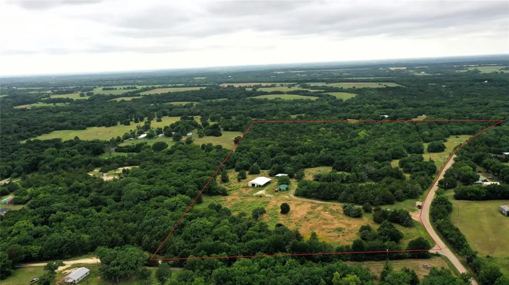 1980 County Road 3040 Bonham, TX 75418