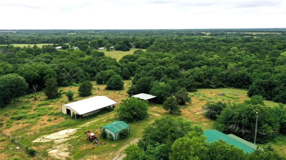 1980 County Road 3040 Bonham, TX 75418