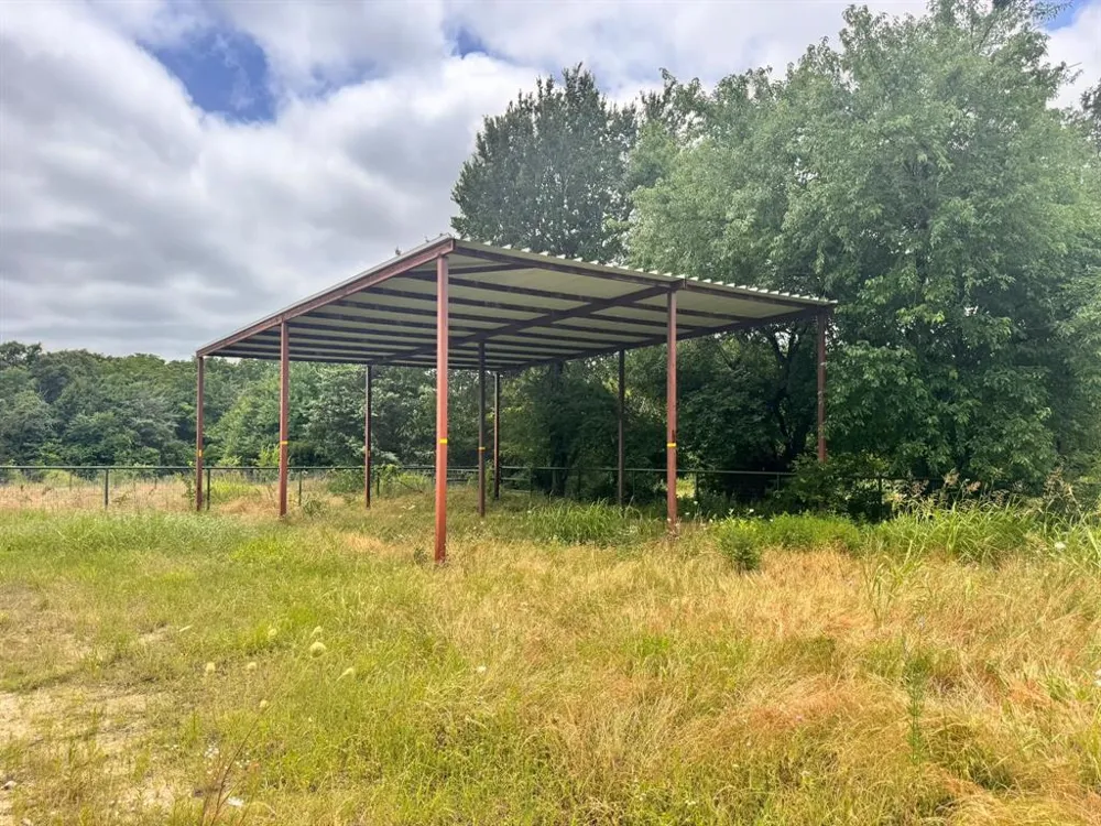 1980 County Road 3040 Bonham, TX 75418
