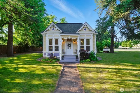 415 Preston Avenue