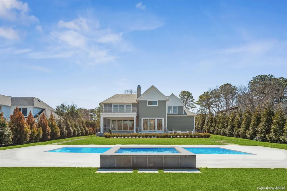 59 Shinnecock Hills Road Southampton, NY 11968