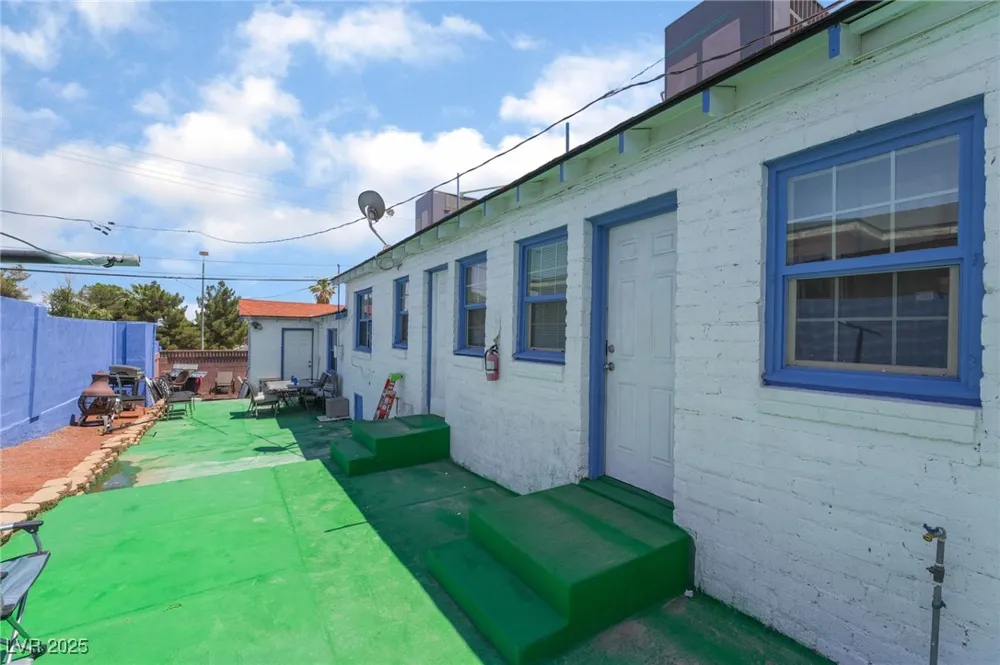 300 14th Street Las Vegas, NV 89101