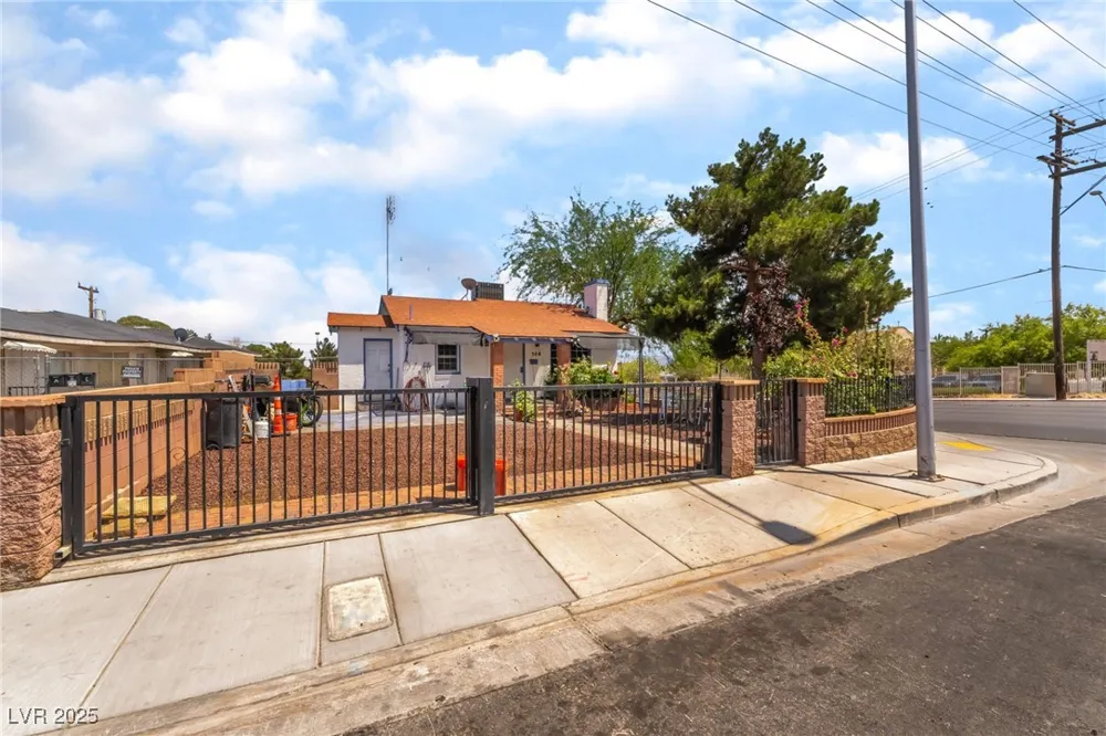 300 14th Street Las Vegas, NV 89101