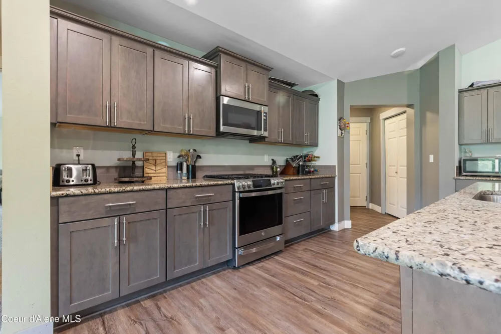 53 Koyokuk Trail Spirit Lake, ID 83869