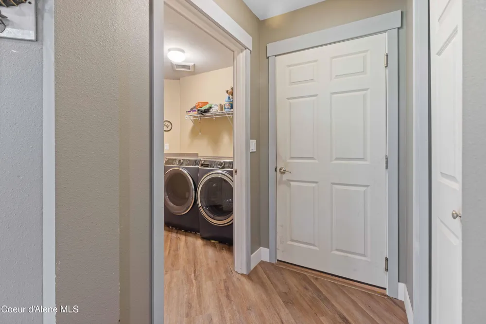 53 Koyokuk Trail Spirit Lake, ID 83869