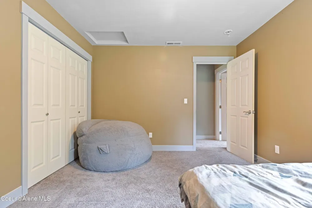 53 Koyokuk Trail Spirit Lake, ID 83869