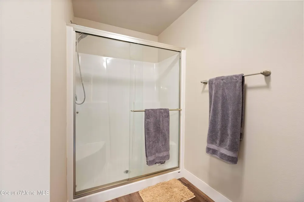 53 Koyokuk Trail Spirit Lake, ID 83869