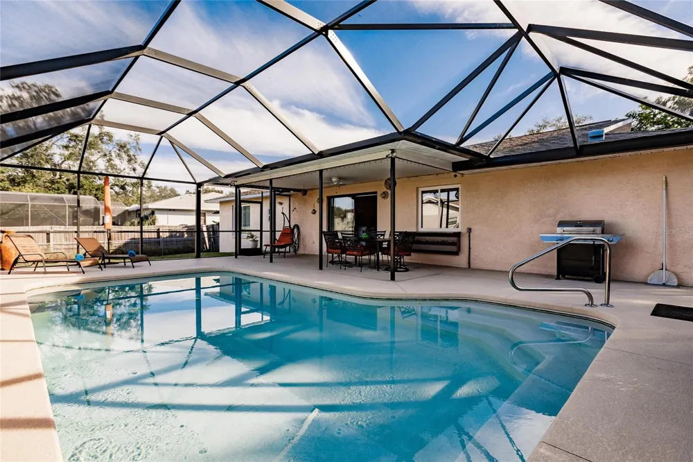 912 72ND STREET NW Bradenton, FL 34209