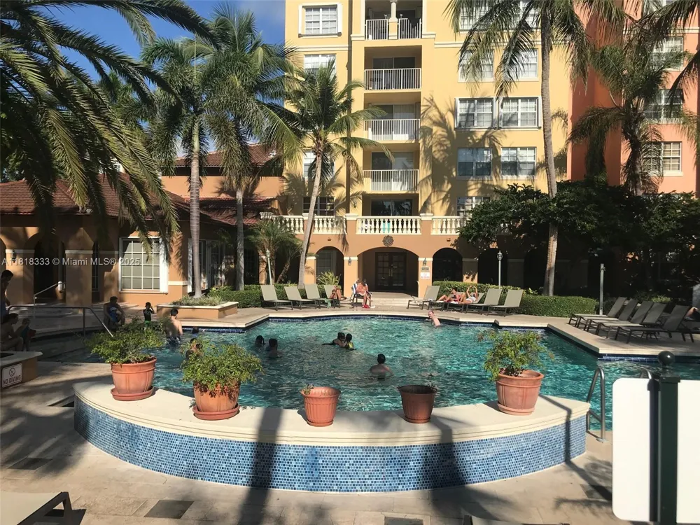 19801 E Country Club Dr #4-603 Aventura, FL 33180