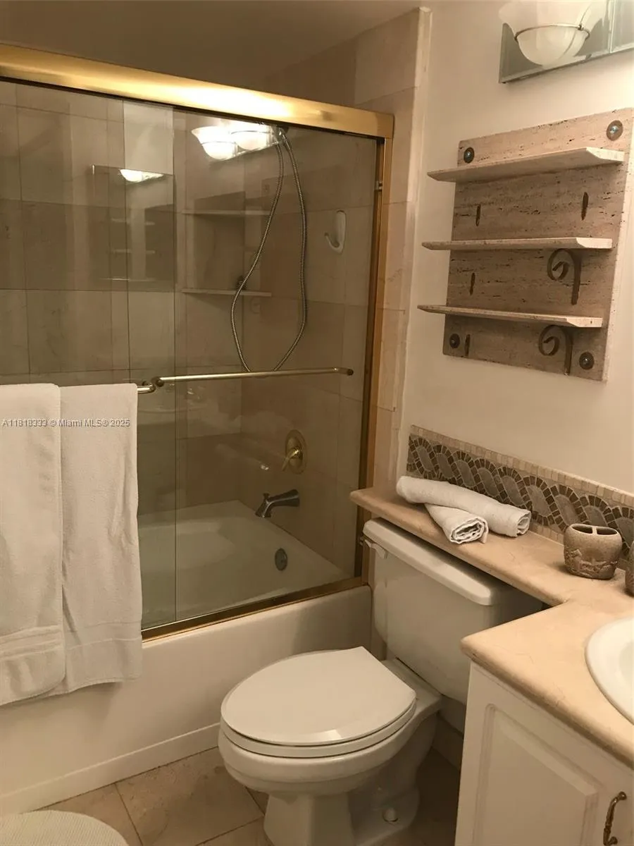 19801 E Country Club Dr #4-603 Aventura, FL 33180