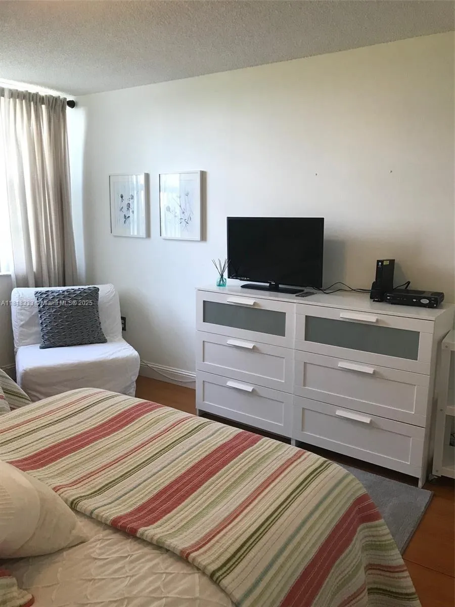 19801 E Country Club Dr #4-603 Aventura, FL 33180
