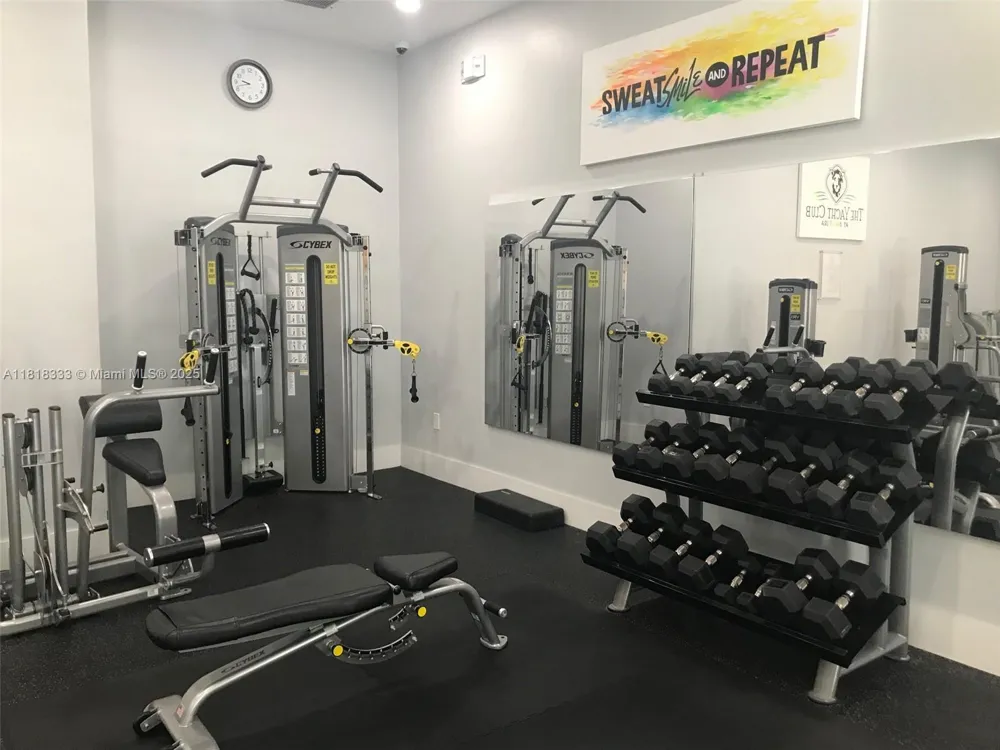 19801 E Country Club Dr #4-603 Aventura, FL 33180