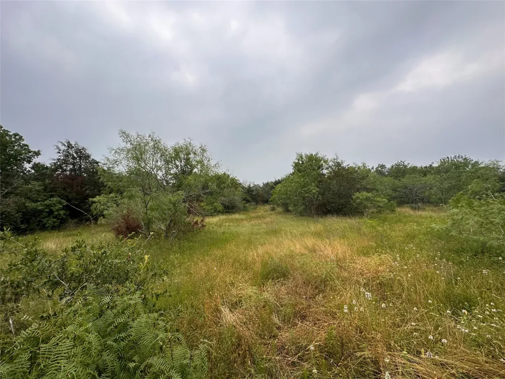 2 Private Road 4601 Waelder, TX 78959