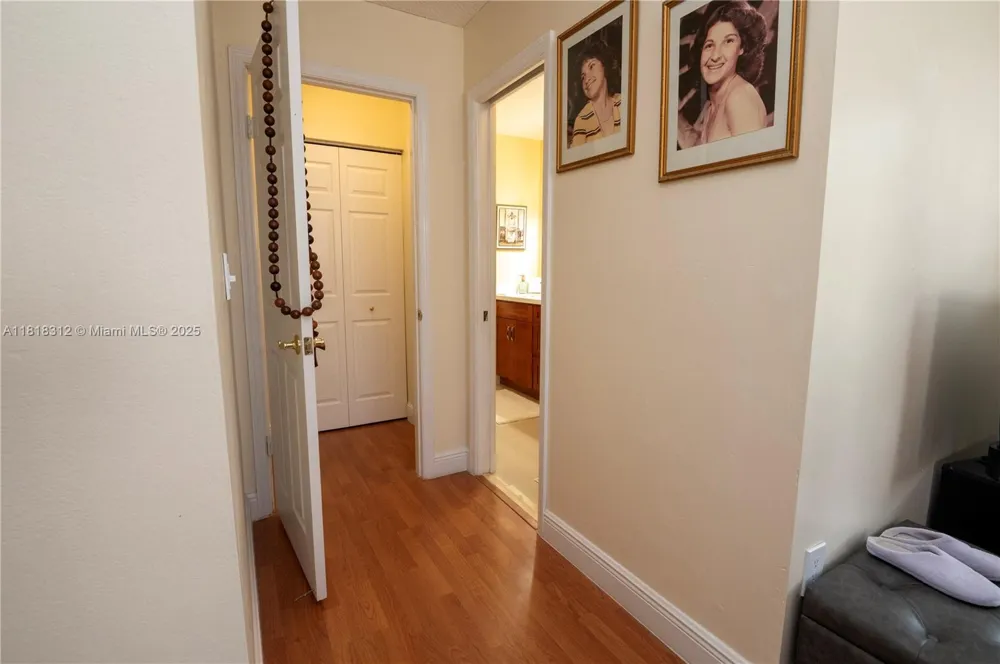 2375 W 74th St #106-6 Hialeah, FL 33016