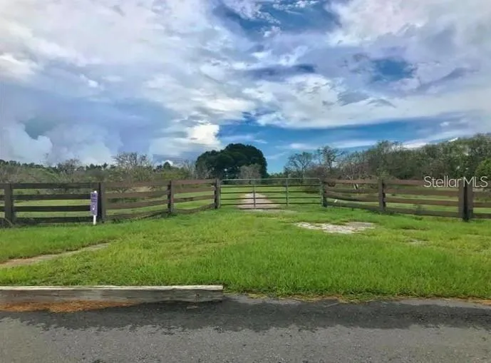 17902 SEIDNER ROAD Winter Garden, FL 34787