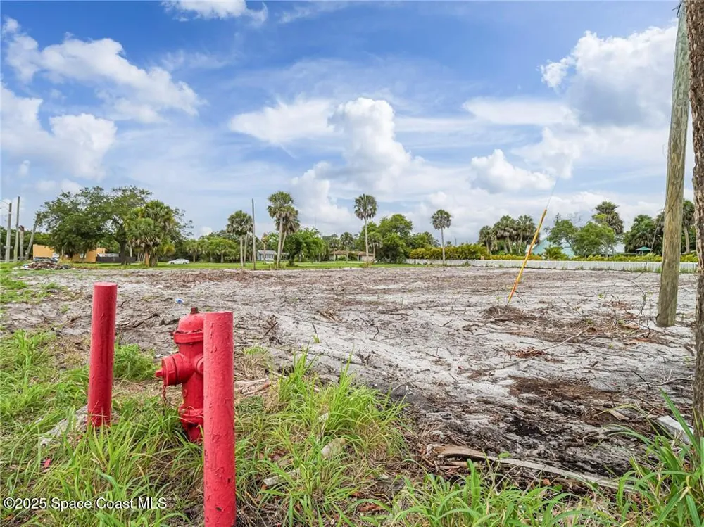 445 Old Dixie Highway Vero Beach, FL 32962