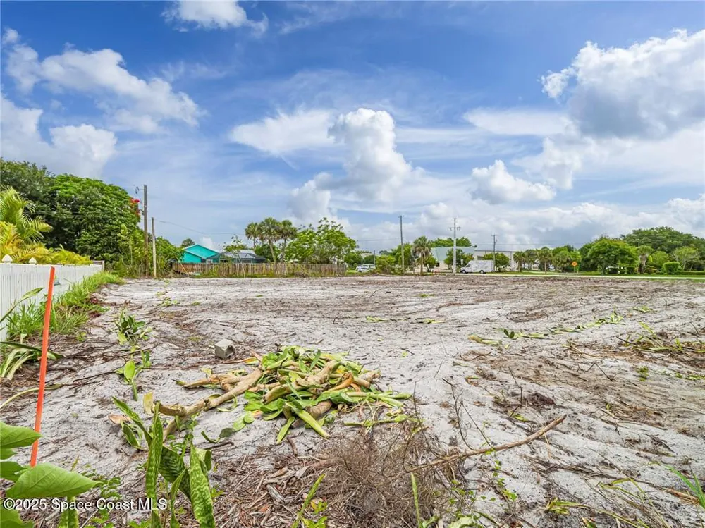 445 Old Dixie Highway Vero Beach, FL 32962