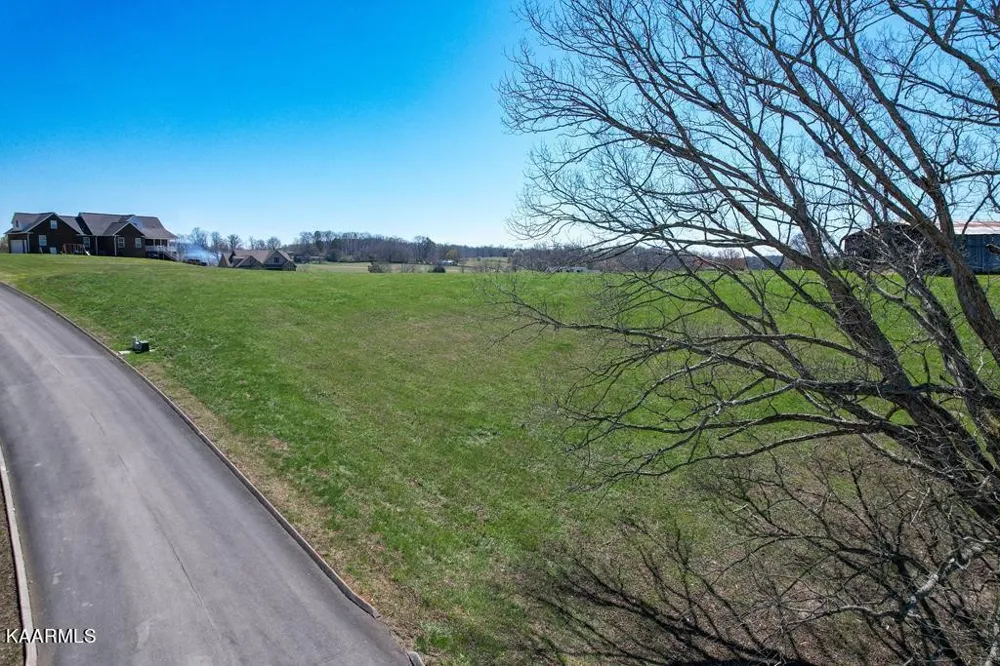 6350 Turners Pond Trl Russellville, TN 37860