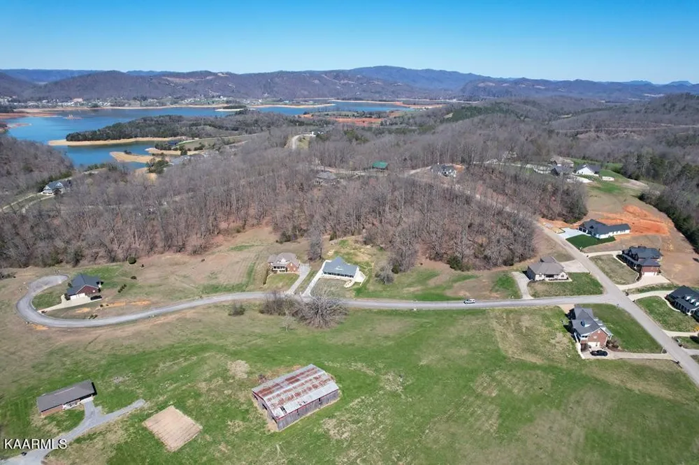 6350 Turners Pond Trl Russellville, TN 37860