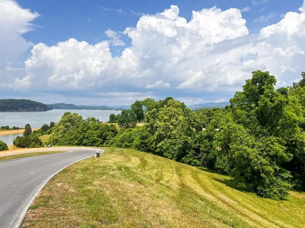 6377 Coves Edge Trl Russellville, TN 37860