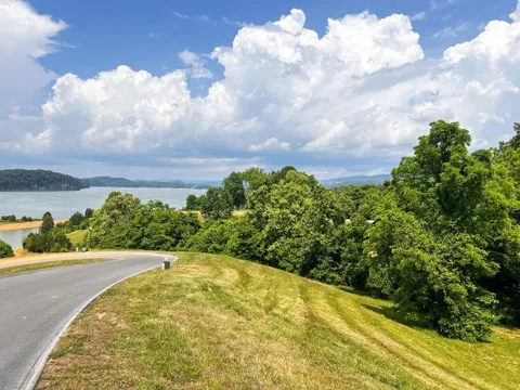 6377 Coves Edge Trl