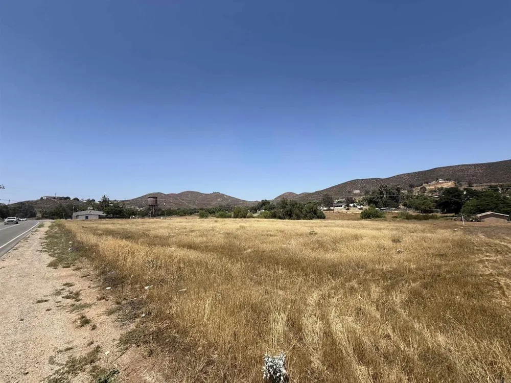 28470 Goetz Road Quail Valley, CA 92587