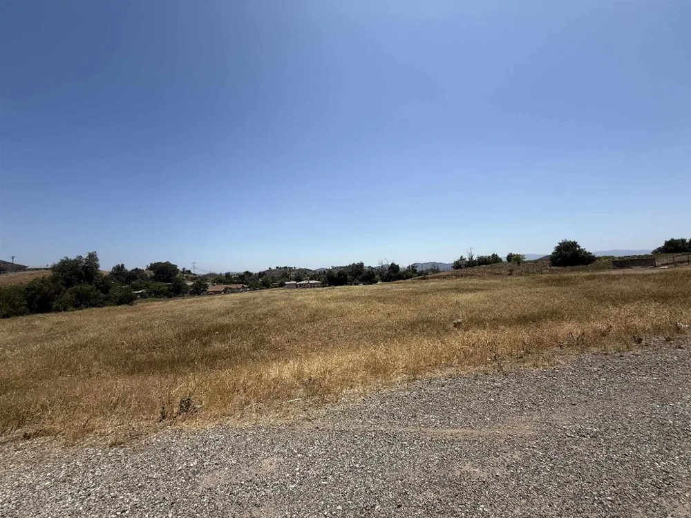 28470 Goetz Road Quail Valley, CA 92587
