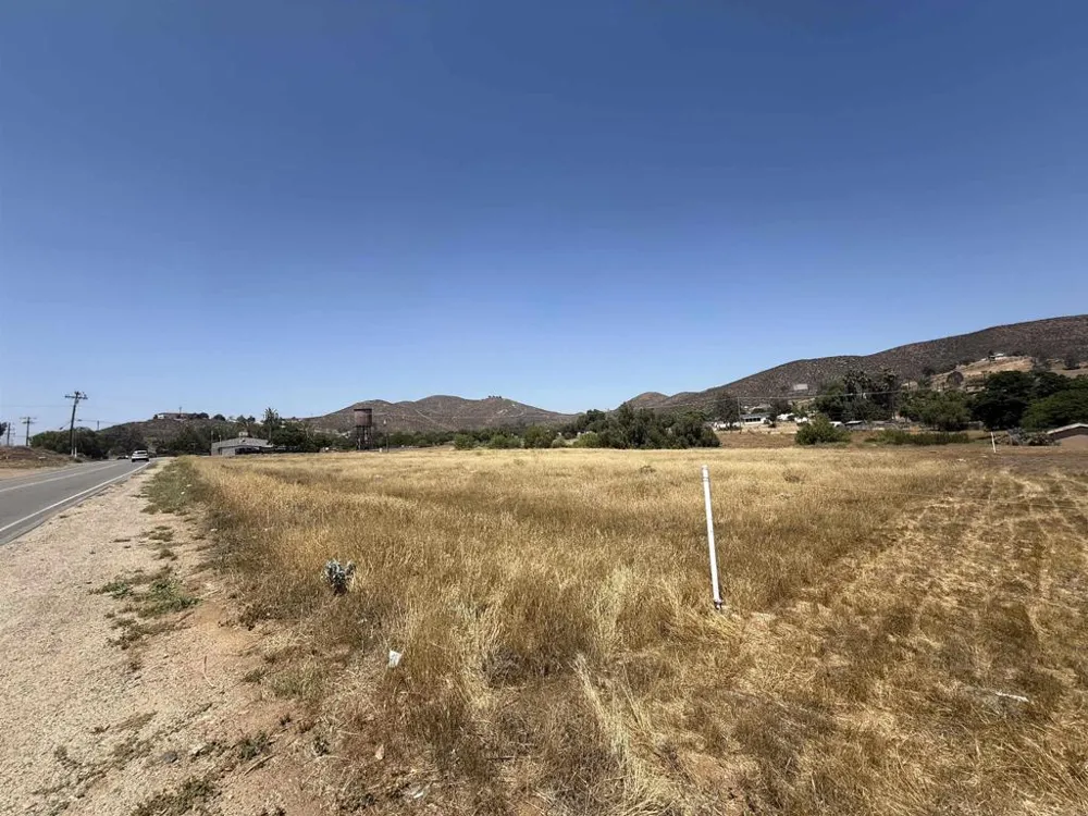 28470 Goetz Road Quail Valley, CA 92587