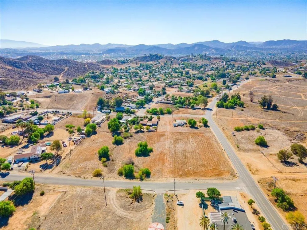 28470 Goetz Road Quail Valley, CA 92587