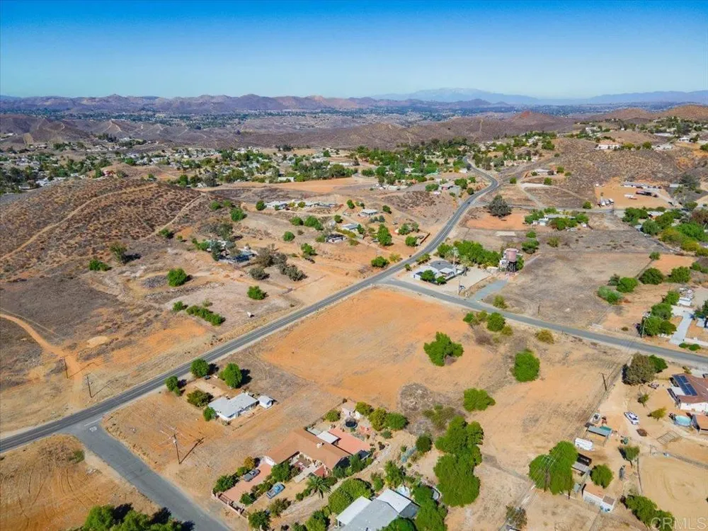 28470 Goetz Road Quail Valley, CA 92587