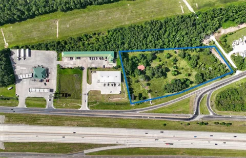 7449 Hwy 61 Highway