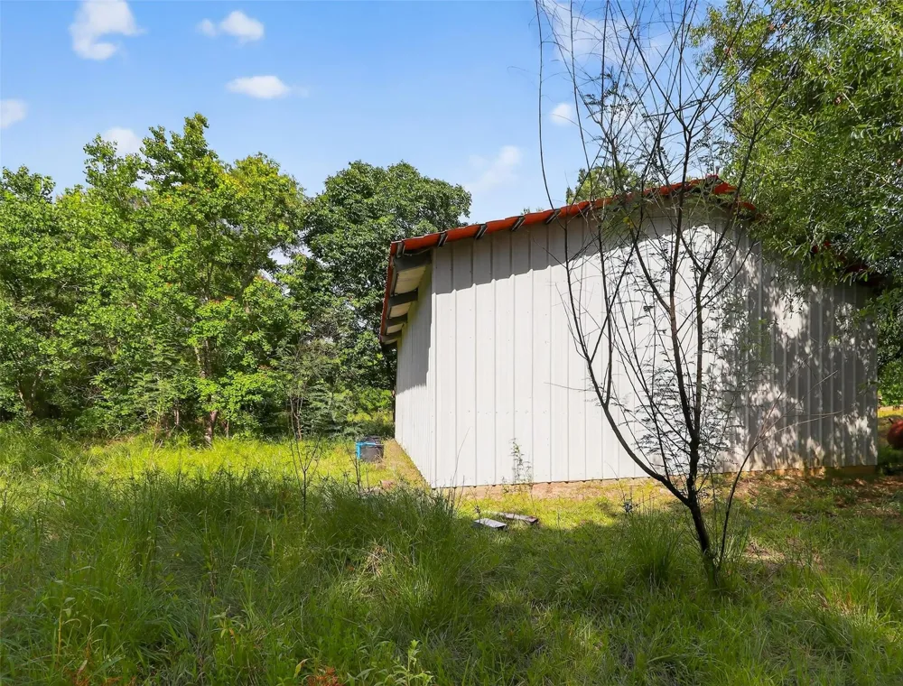 7449 Hwy 61 Highway Hankamer, TX 77560